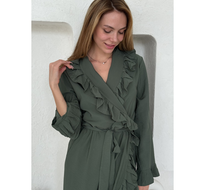 Olive viscose robe with ruffles 