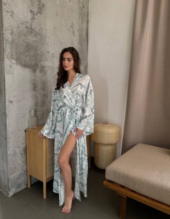 Kimono viscose robe with flowers 